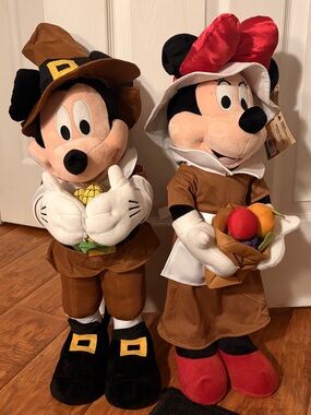 Disney Mickey and Minnie Thanksgiving Plush Pair - Brown, Red, Black, White